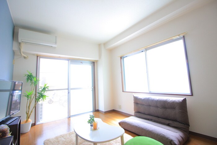 物件内観写真8　(居室)