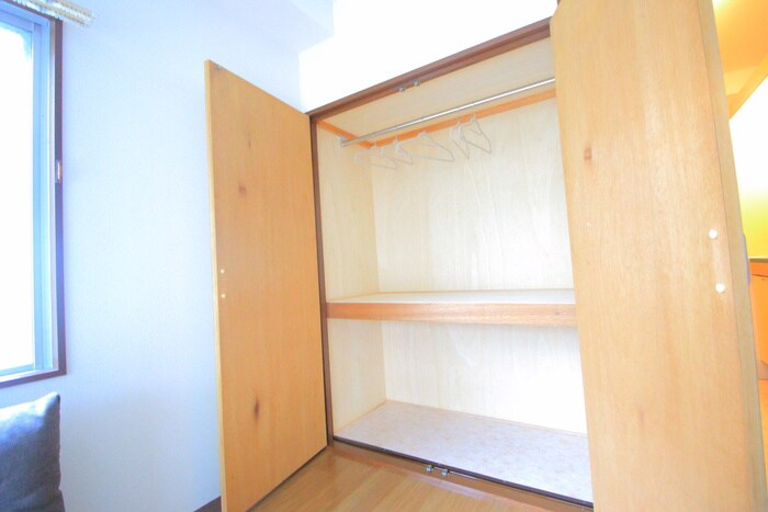 物件内観写真11　(収納)