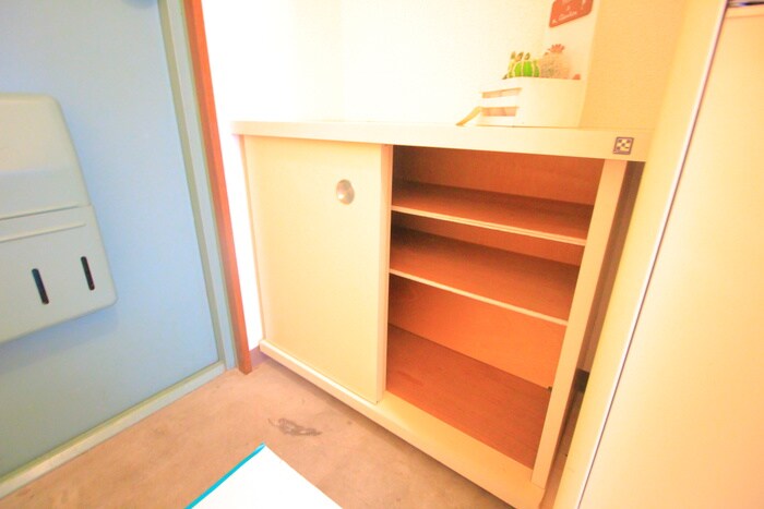 物件内観写真16　(靴箱)