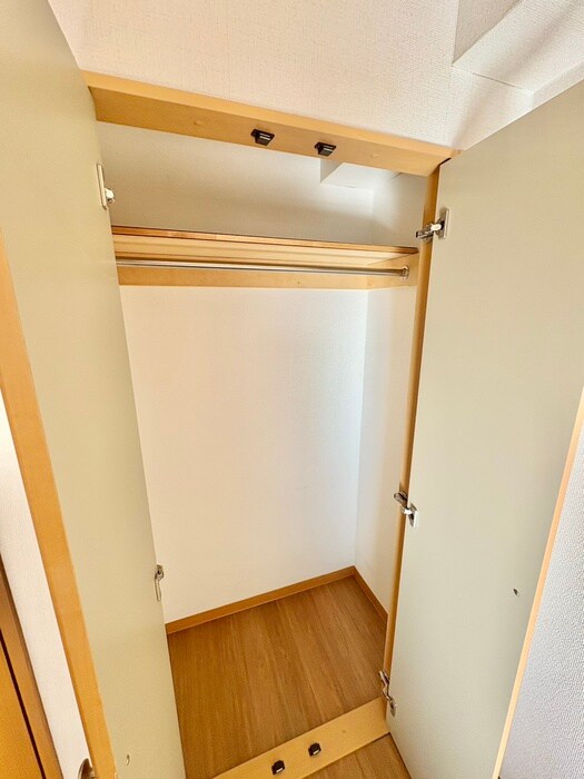 物件内観写真11　(収納)