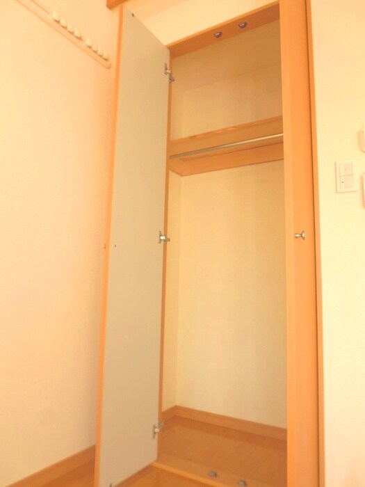 物件内観写真11　(収納)