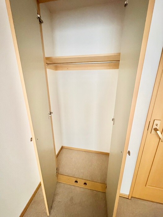 物件内観写真11　(収納)