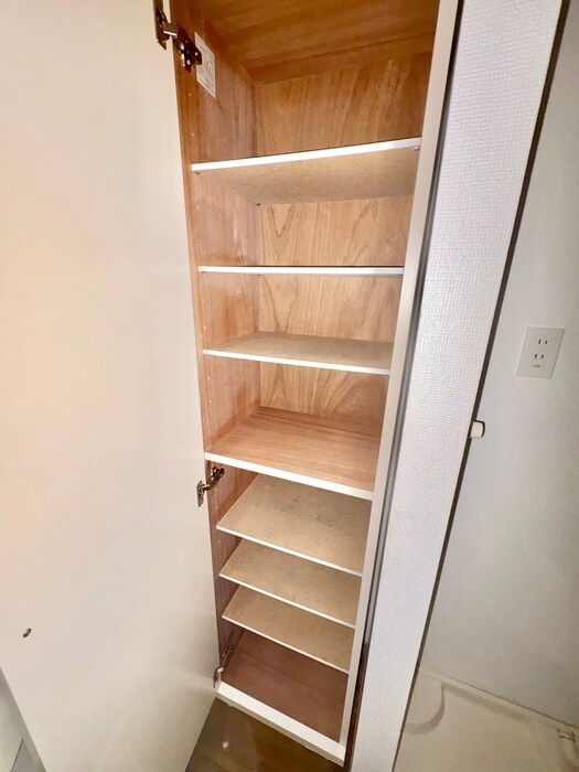 物件内観写真12　(靴箱)