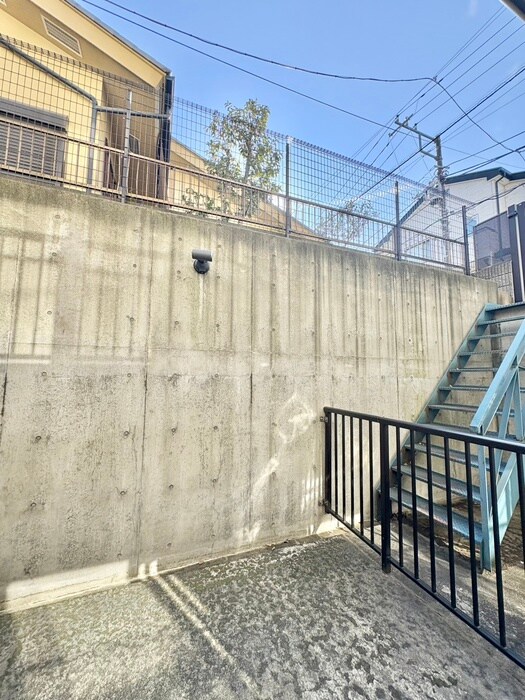 物件内観写真14　(室内からの展望)