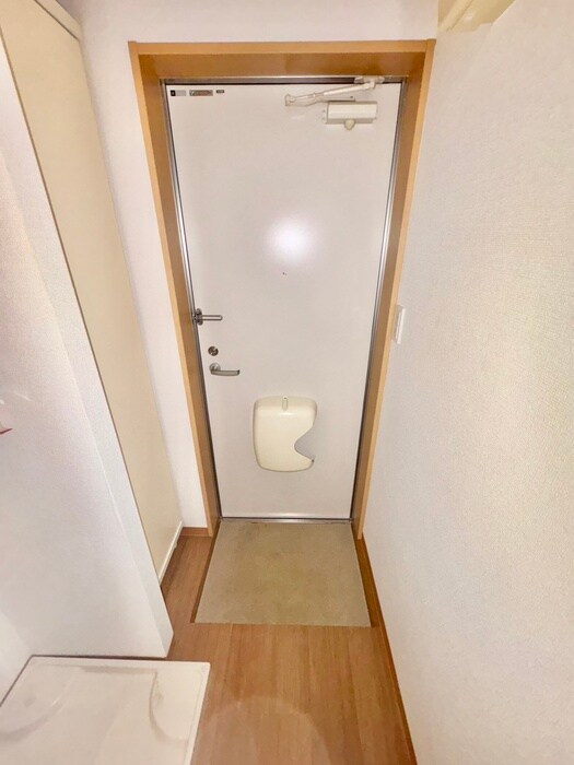 物件内観写真20　(玄関)