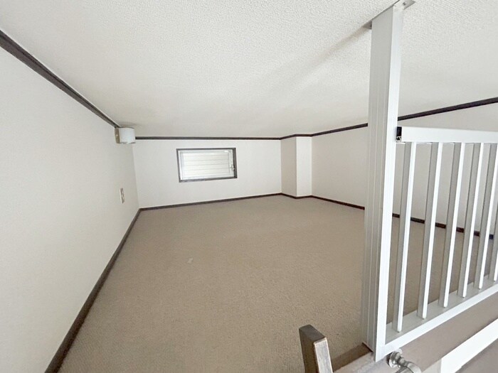 物件内観写真9　(ロフト)