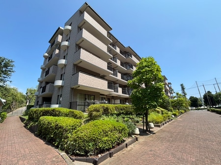 新ゆりｸﾞﾘｰﾝﾀｳﾝ楠街区1号棟(108)外観写真
