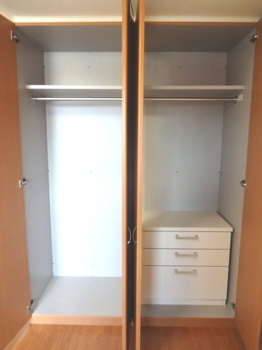 物件内観写真10　(収納)