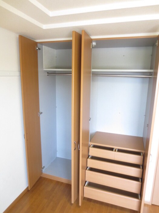 物件内観写真16　(収納)