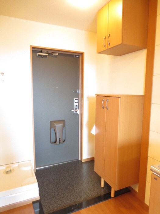 物件内観写真20　(玄関)