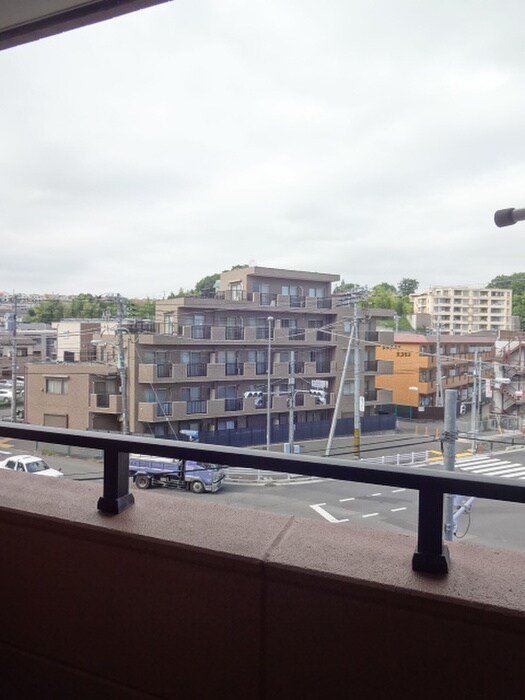 物件内観写真21　(室内からの展望)