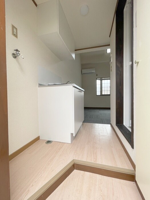 物件内観写真17　(玄関)