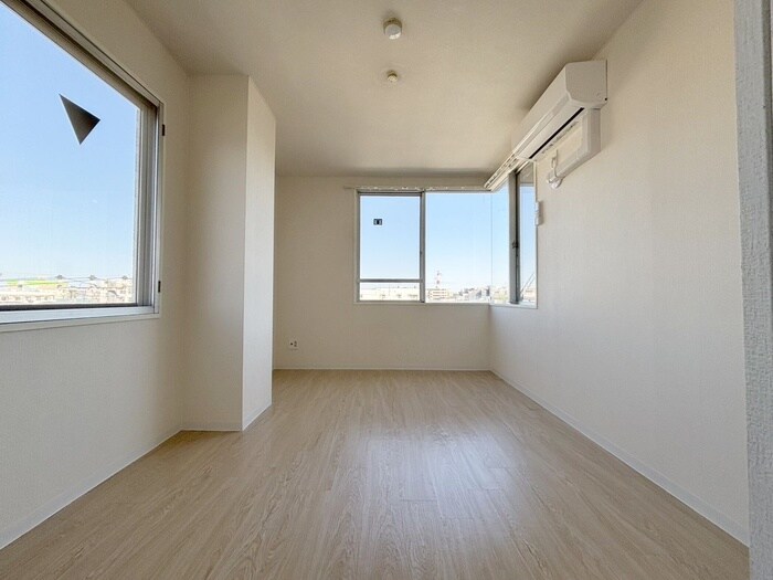 物件内観写真6　(居室)