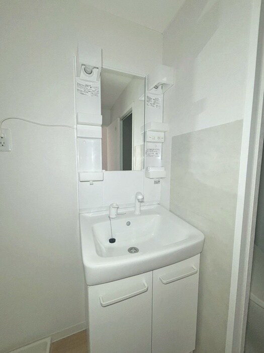 物件内観写真12　(洗面)