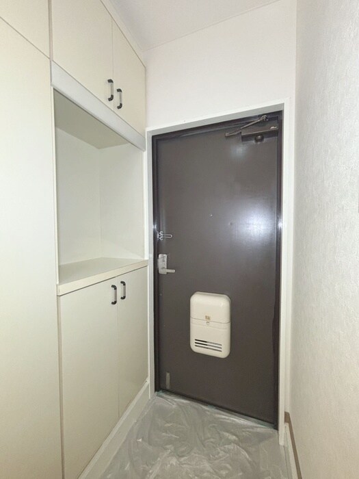物件内観写真14　(玄関)