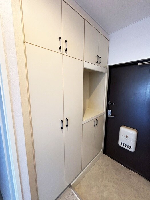 物件内観写真15　(靴箱)