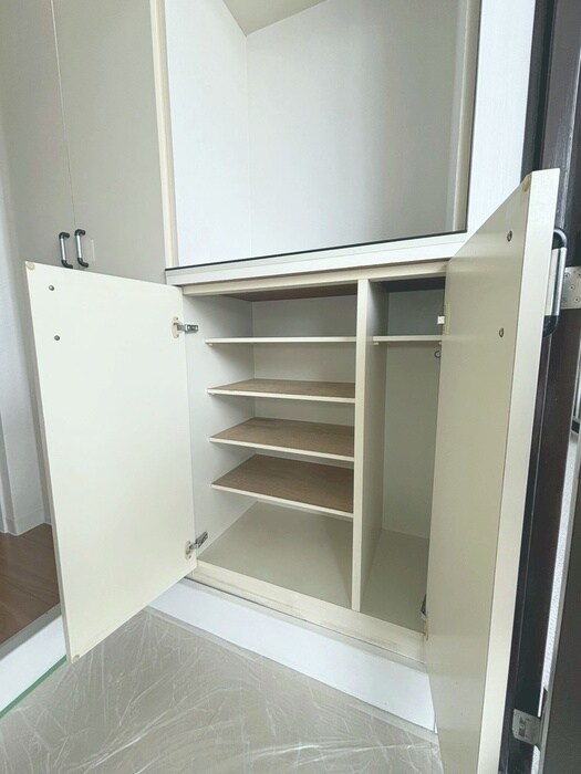 物件内観写真16　(靴箱)