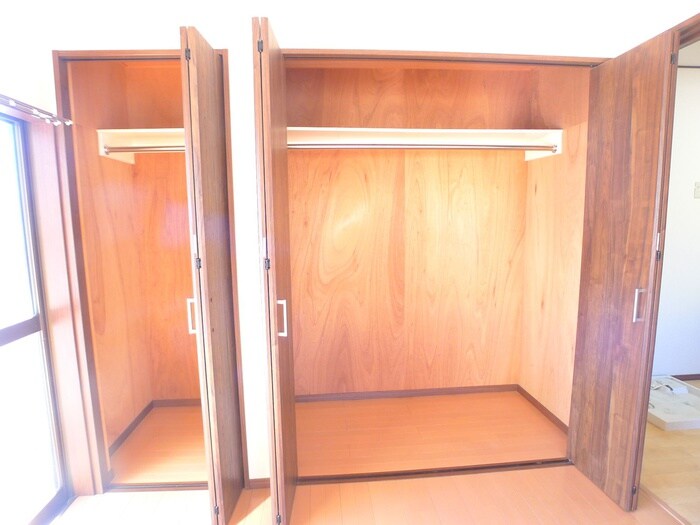 物件内観写真10　(収納)