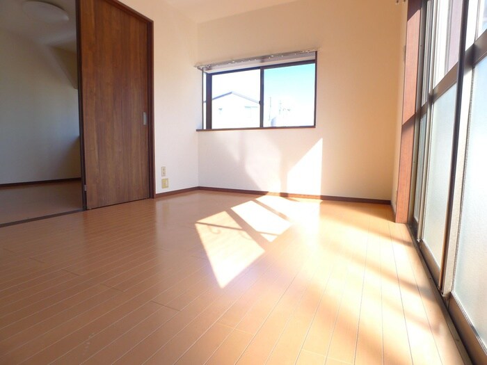 物件内観写真21　(居室)