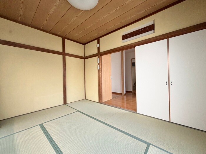 物件内観写真6　(居室)