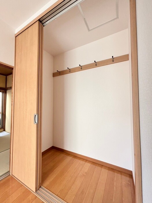 物件内観写真16　(収納)