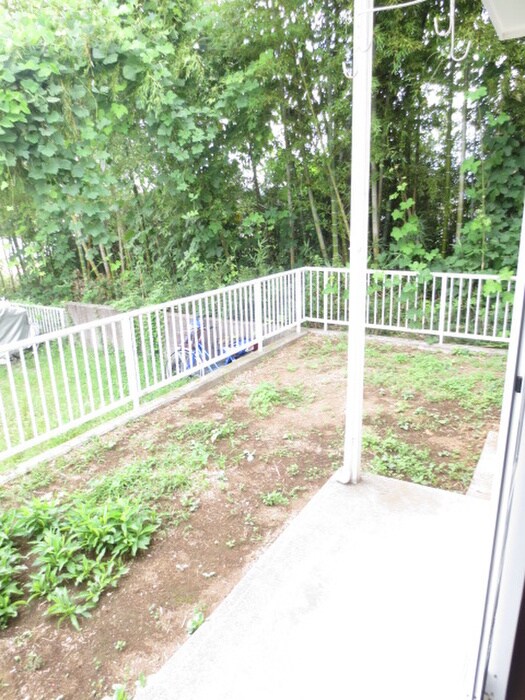 物件内観写真17　(室内からの展望)