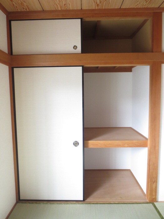 物件内観写真18　(収納)