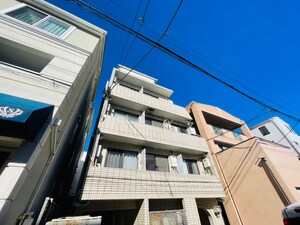サンパレス国立外観写真