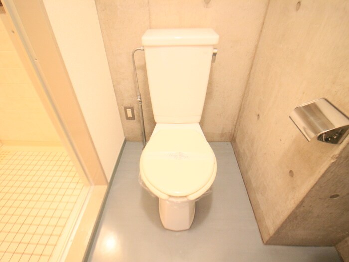 物件内観写真12　(トイレ)