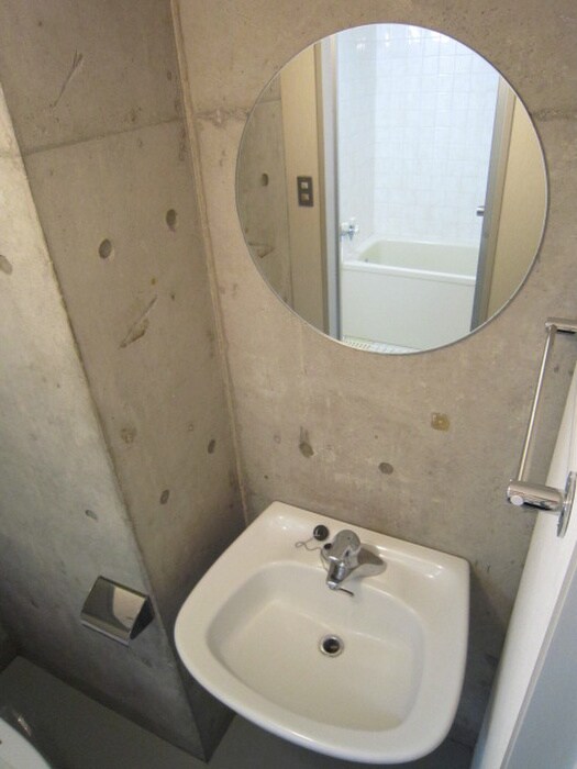 物件内観写真13　(洗面)