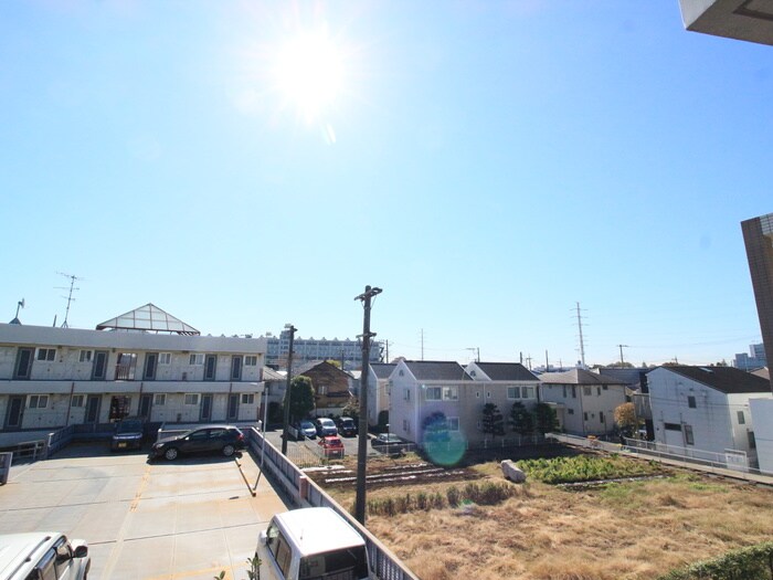 物件内観写真22　(室内からの展望)