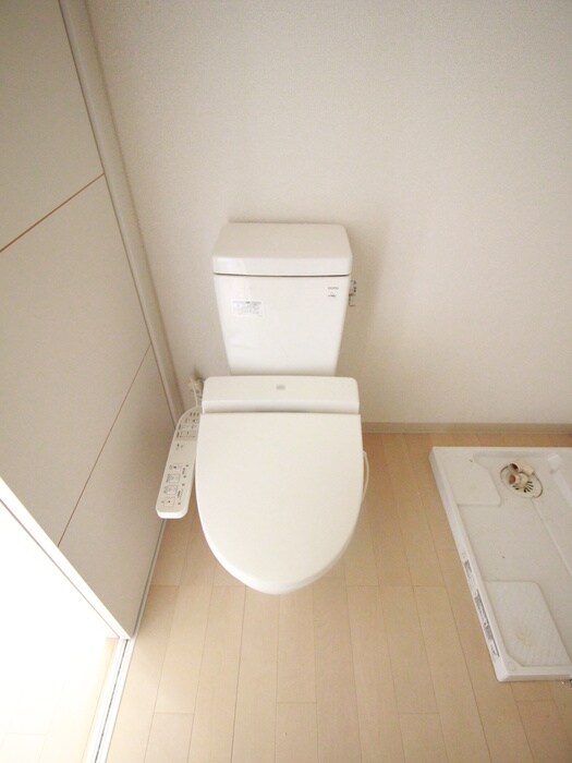 物件内観写真14　(トイレ)