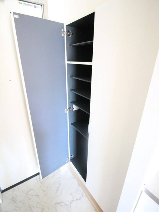 物件内観写真21　(玄関)