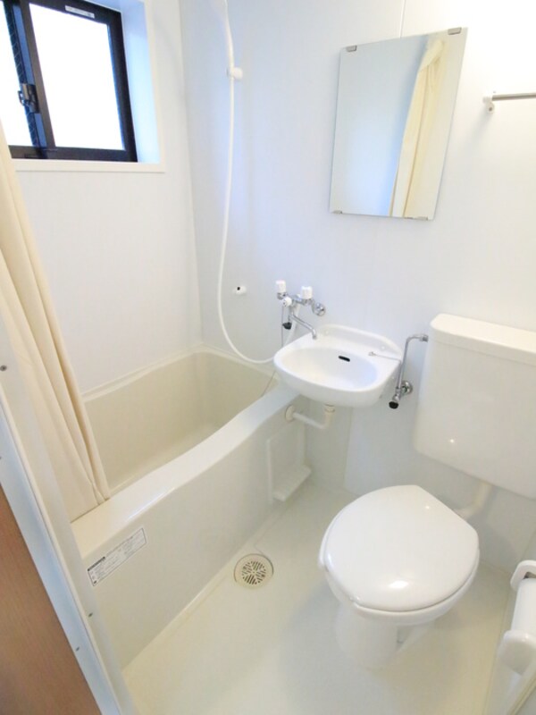 バス／シャワールーム等