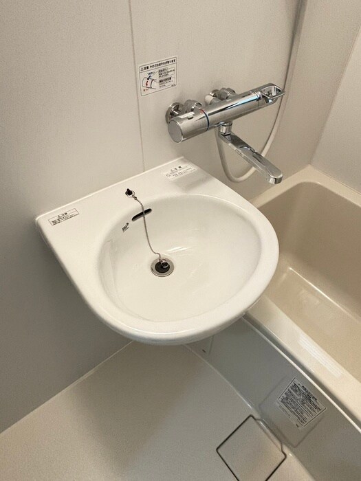 物件内観写真9　(洗面)