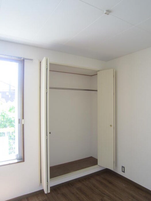 物件内観写真16　(収納)