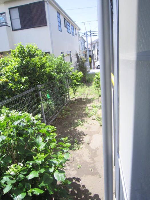 物件内観写真17　(室内からの展望)