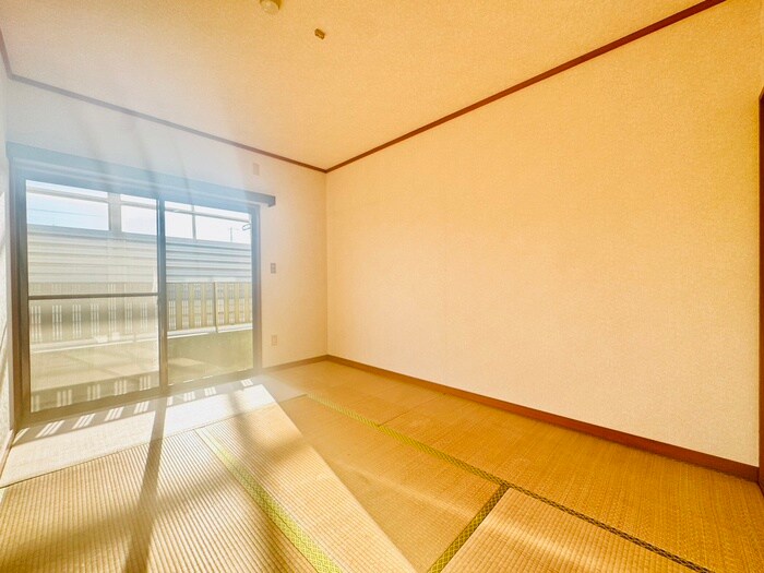 物件内観写真5　(居室)