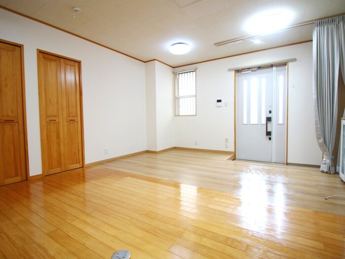 物件内観写真9　(居室)