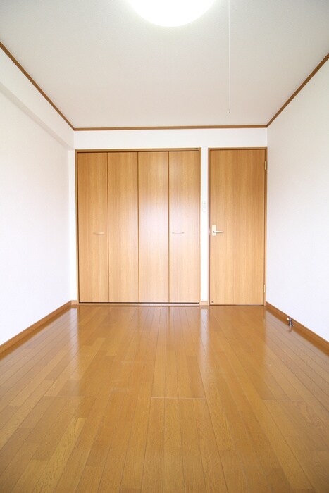 物件内観写真19　(居室)