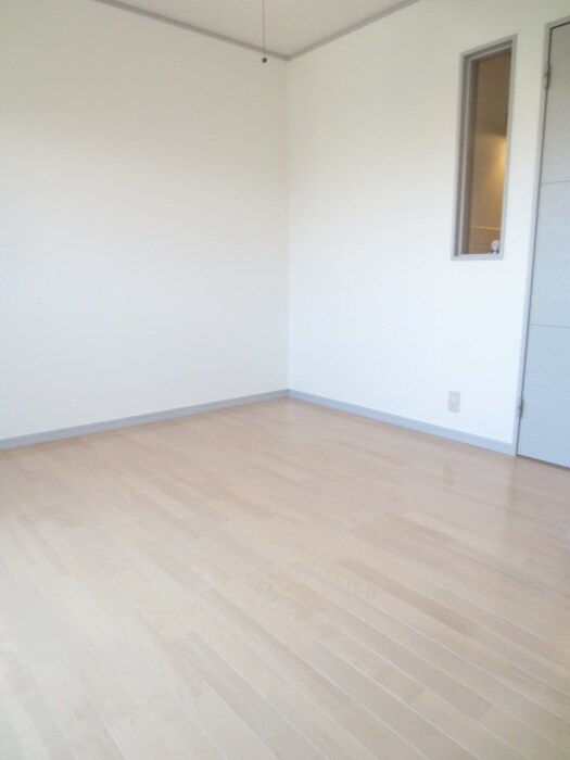 物件内観写真10　(居室)