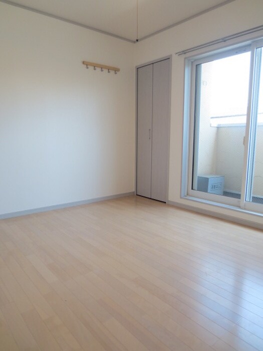 物件内観写真12　(居室)