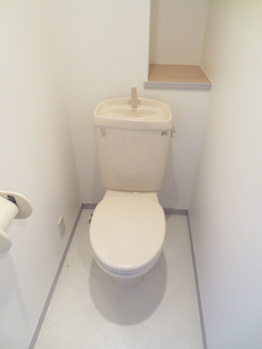 物件内観写真14　(トイレ)