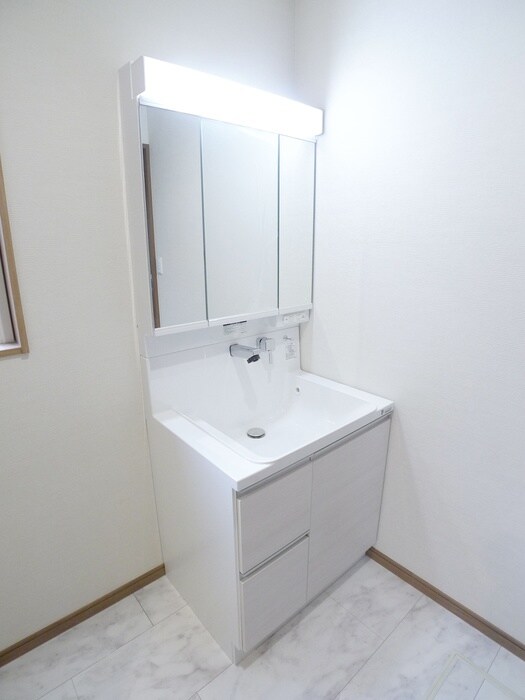 物件内観写真10　(洗面)