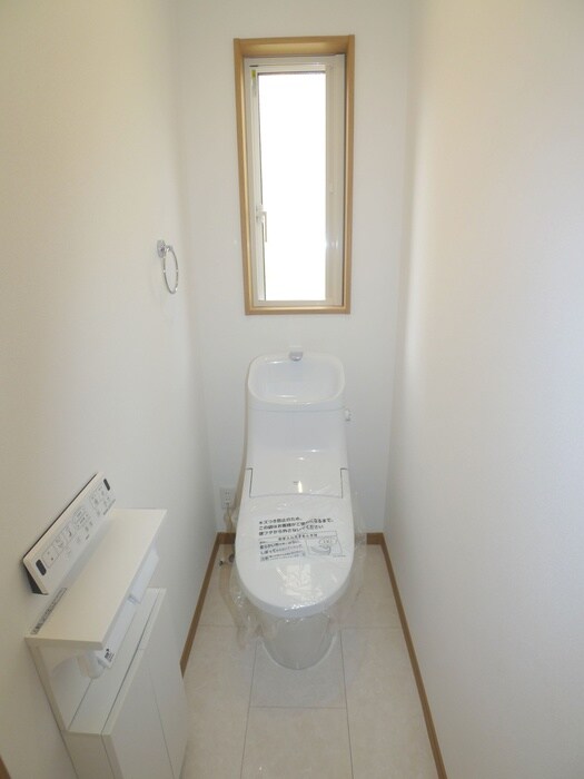 物件内観写真11　(収納)