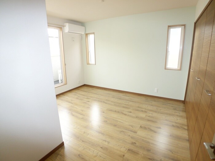 物件内観写真14　(居室)