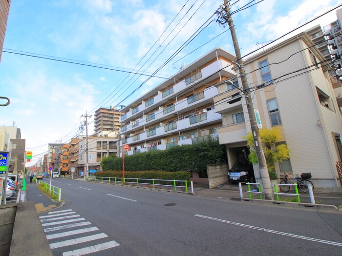 物件内観写真18　(室内からの展望)