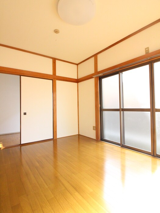 物件内観写真4　(居室)