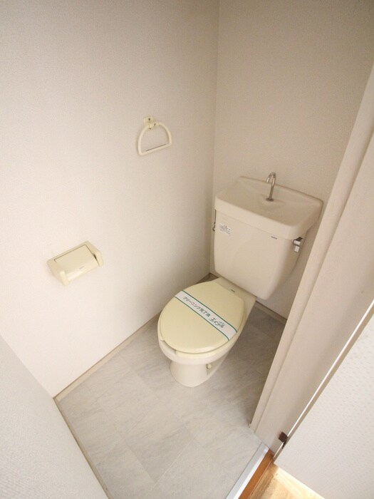 物件内観写真11　(トイレ)