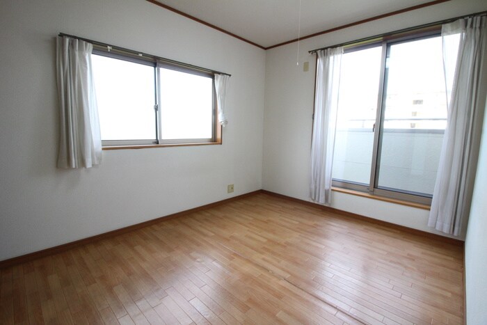 物件内観写真6　(居室)